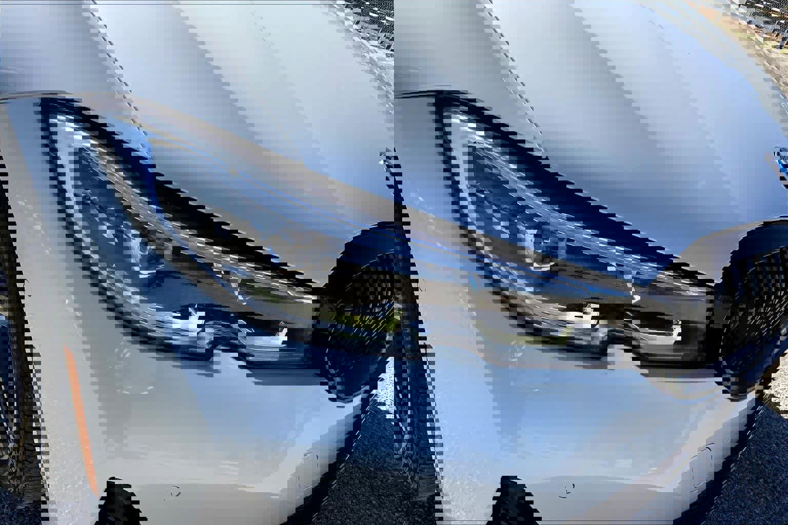 Used 2021 BMW 330i Sedan w/ Driving Assistance Package image 26