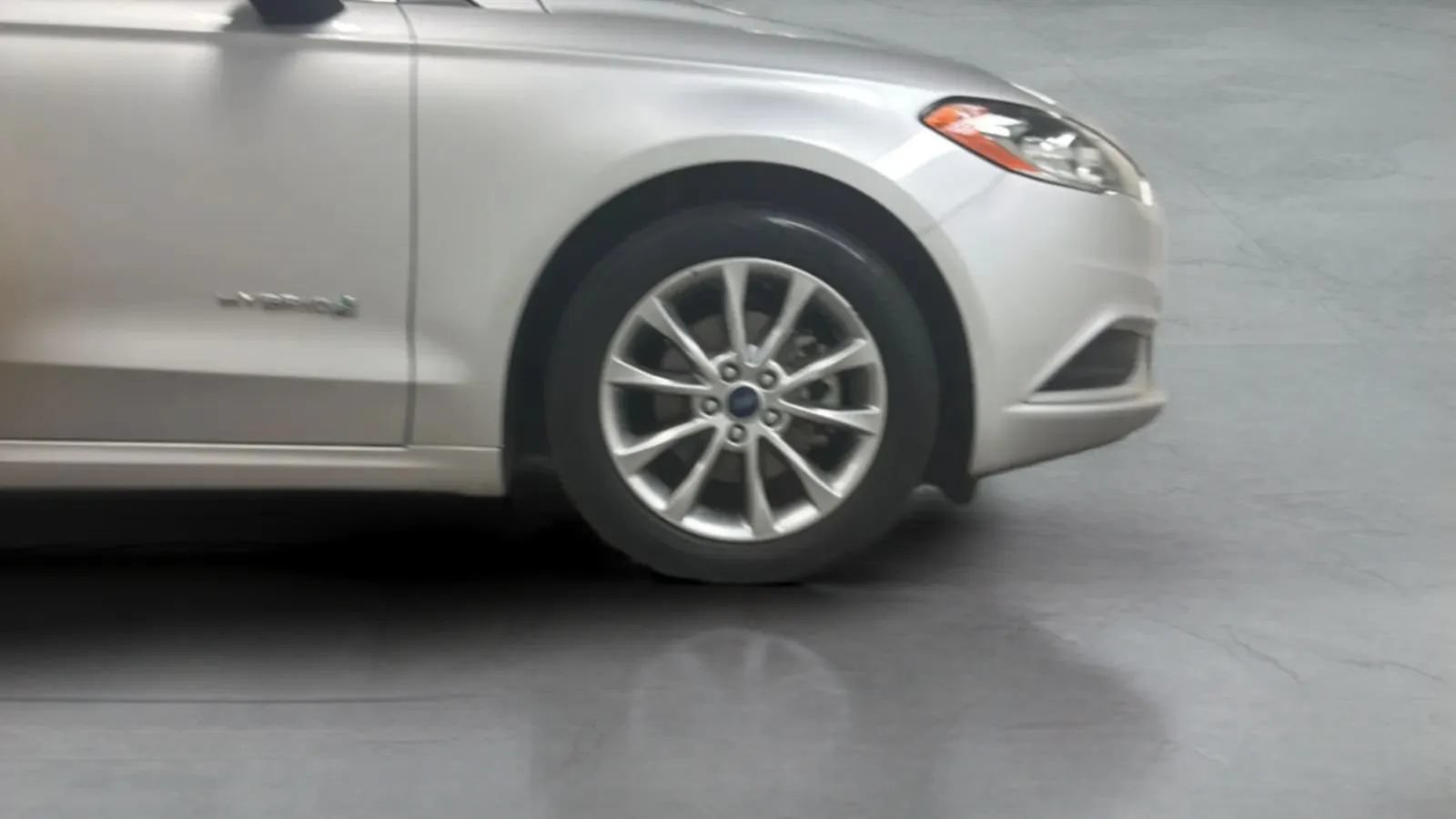 Used 2017 Ford Fusion S FWD image 25