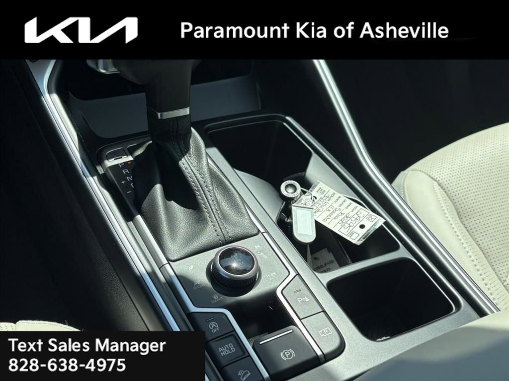 Certified 2025 Kia Sorento EX w/ Panoramic Sunroof Package AWD/4WD image 26