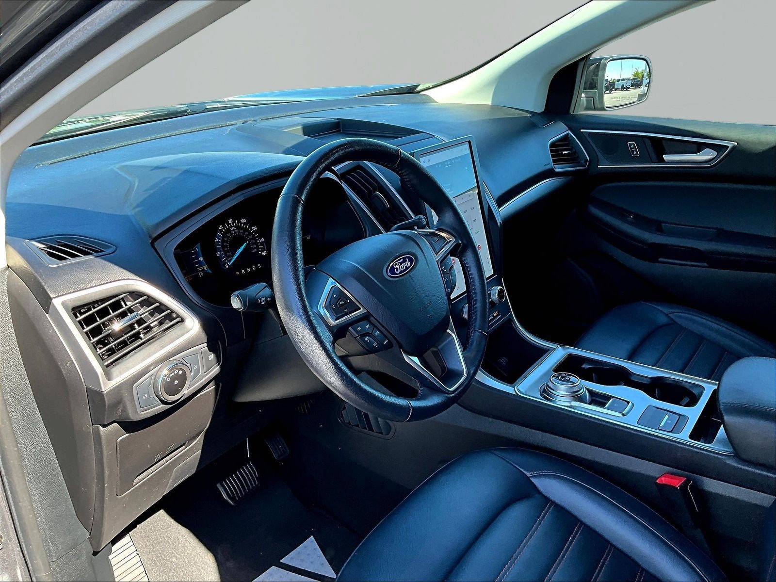Used 2023 Ford Edge SEL w/ Sport Appearance Package AWD/4WD image 17