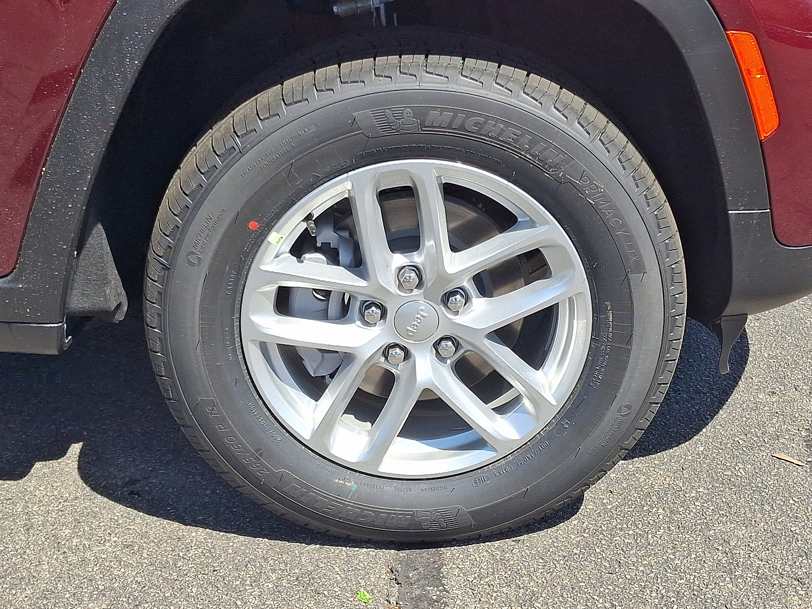 New 2025 Jeep Grand Cherokee Laredo X w/ Luxury Tech Group I image 8