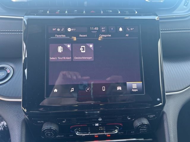 New 2025 Jeep Grand Cherokee L Altitude image 39