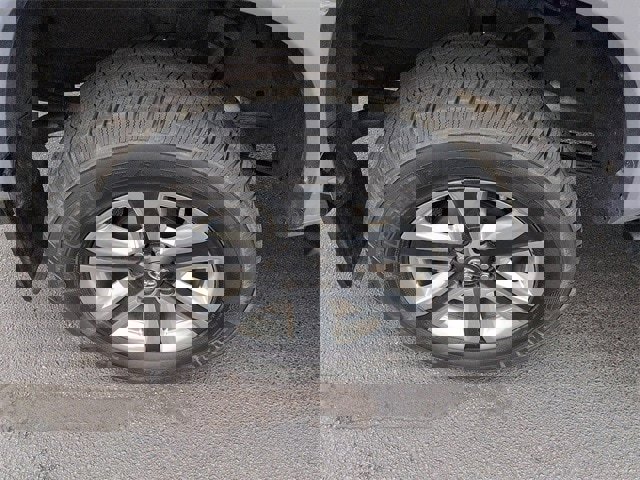 Used 2017 Toyota Tacoma Limited image 8