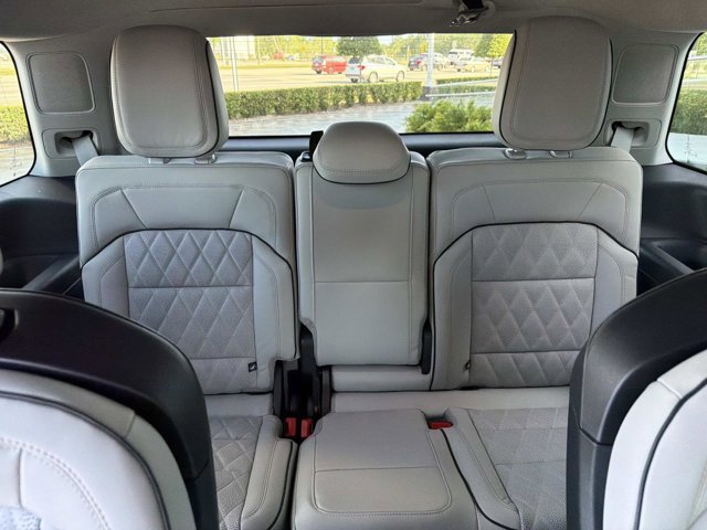 New 2026 Lincoln Navigator Black Label image 23