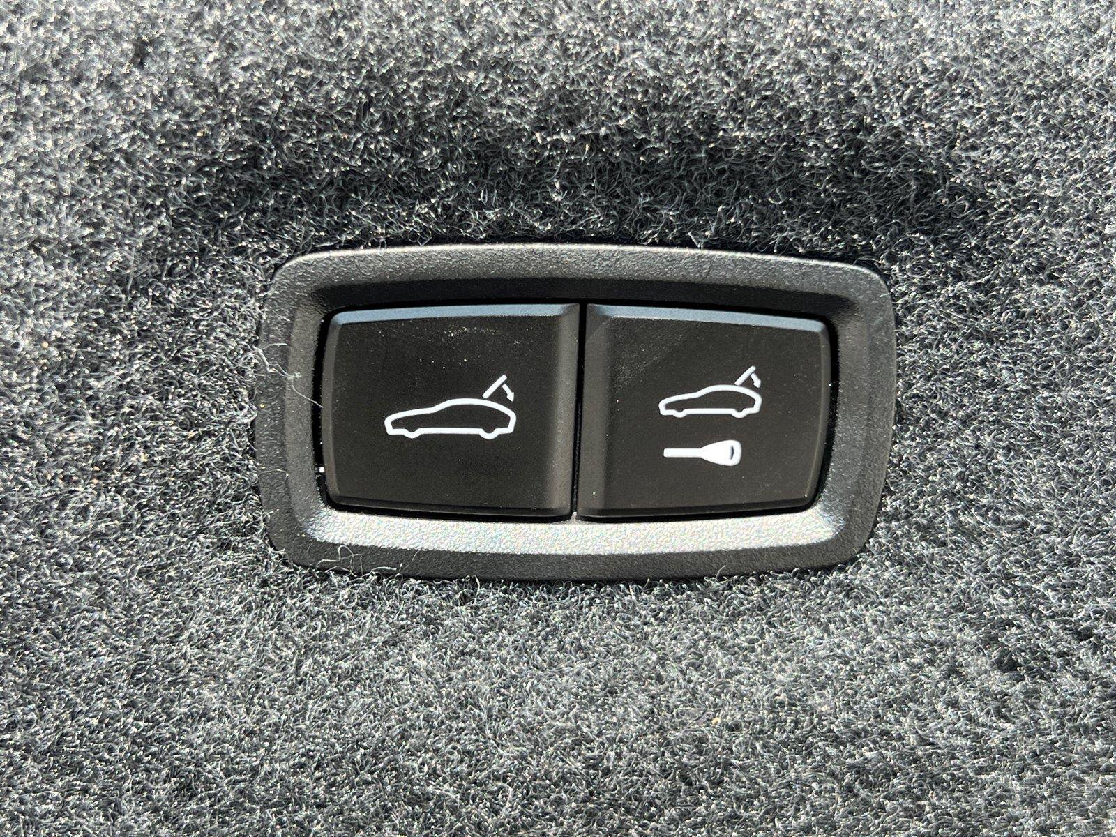 Used 2024 Audi RS e-tron GT w/ Carbon Performance Package AWD/4WD image 18