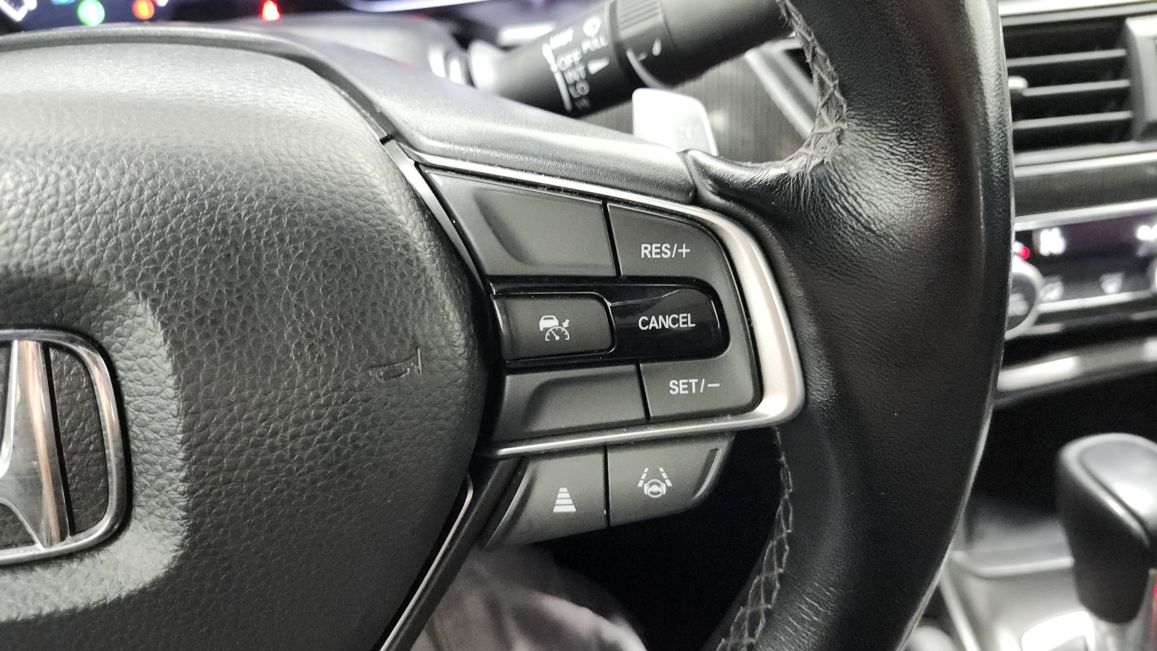 Used 2022 Honda Accord Sport image 34