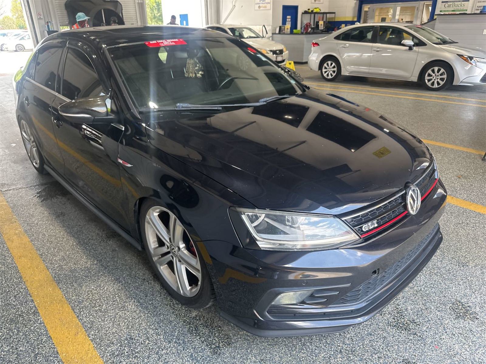 Used 2017 Volkswagen Jetta GLI FWD image 9