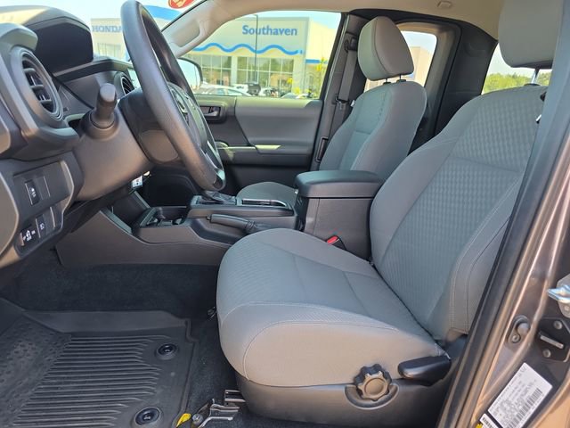 Used 2022 Toyota Tacoma SR image 10