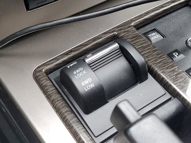 Used 2012 Jeep Liberty Limited Jet w/ Comfort/Convenience Group AWD/4WD image 26