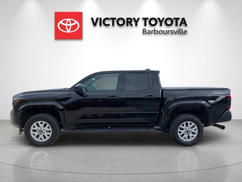 Used 2025 Toyota Tacoma SR w/ SR Upgrade Package image 2