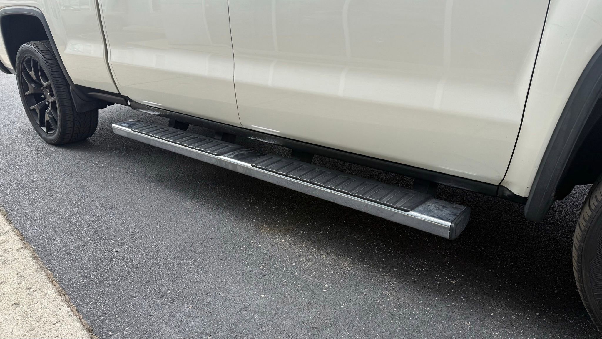 Used 2014 GMC Sierra 1500 SLT AWD/4WD image 7