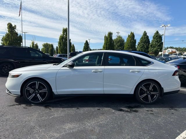 Used 2024 Honda Accord Sport image 9