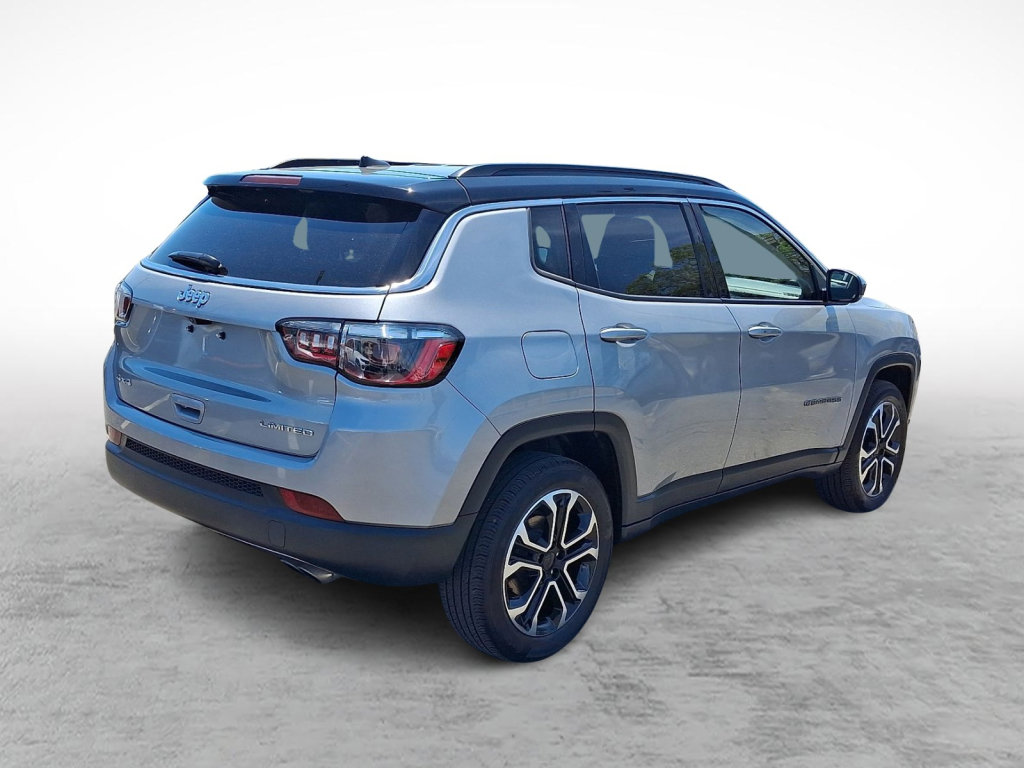 Used 2022 Jeep Compass Limited AWD/4WD image 5