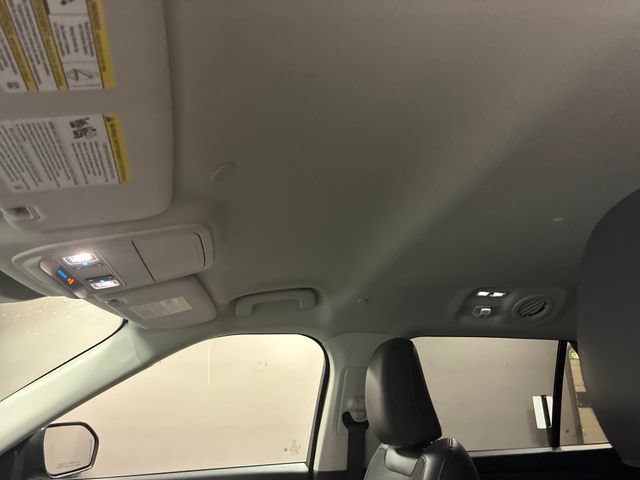 Used 2026 Ford Explorer Active w/ Active Comfort Package RWD image 21
