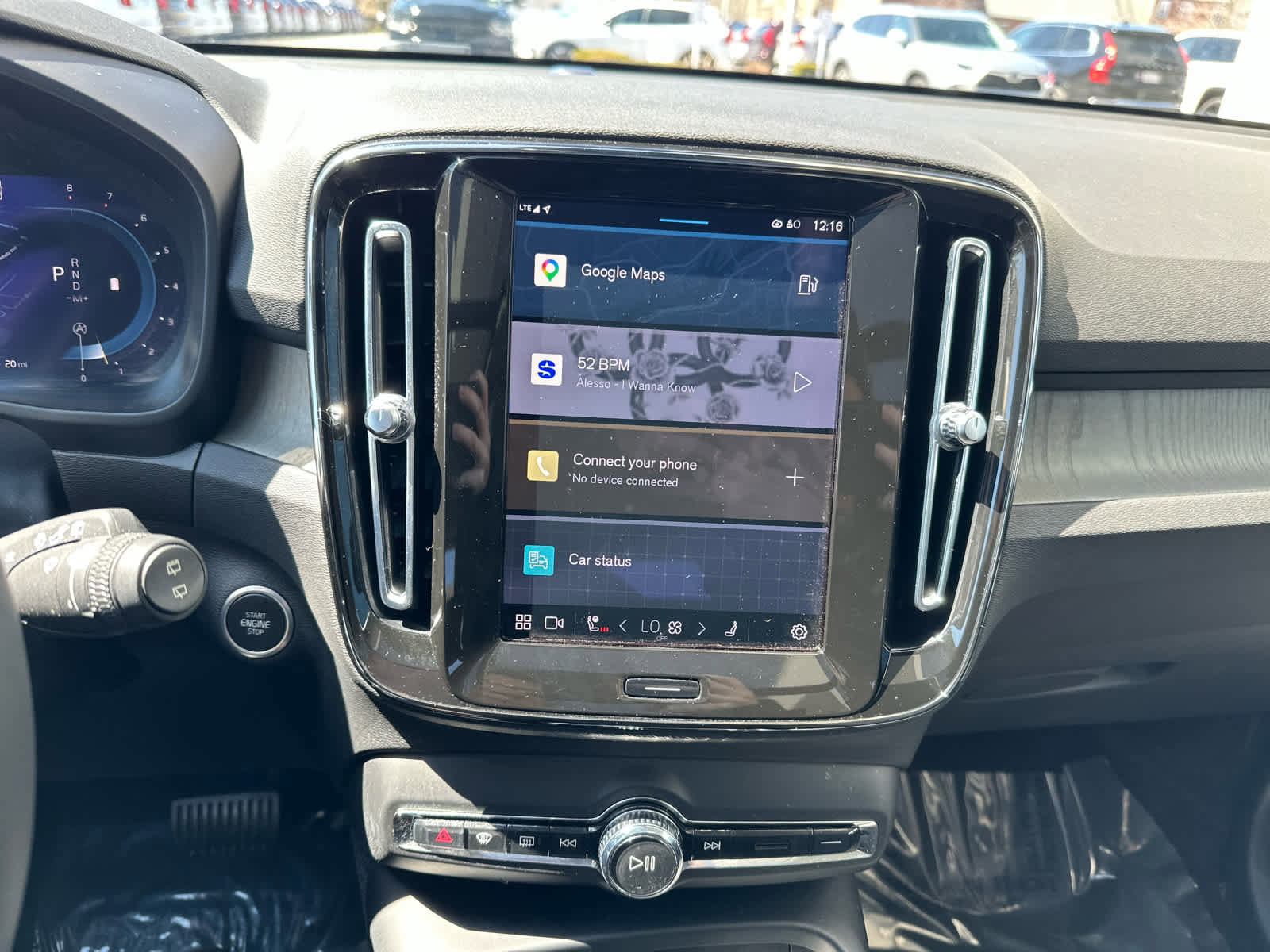Used 2023 Volvo XC40 B5 Plus w/ Driver Assist Package image 13