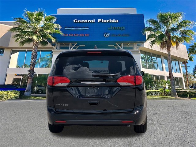 New 2026 Chrysler Voyager LX image 6