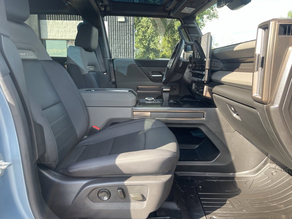 Used 2024 GMC Hummer EV 3X w/ Omega Edition image 37