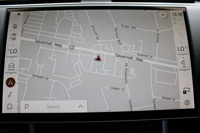 New 2025 Land Rover Range Rover Long Wheelbase SE image 42