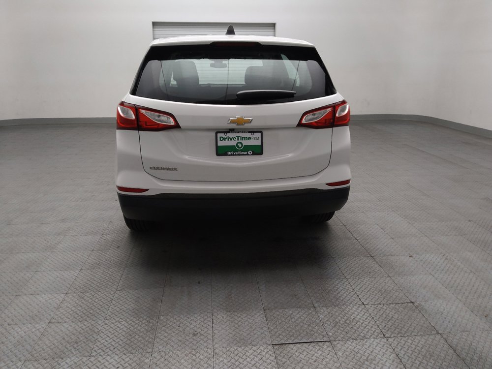 Used 2021 Chevrolet Equinox LS FWD image 6