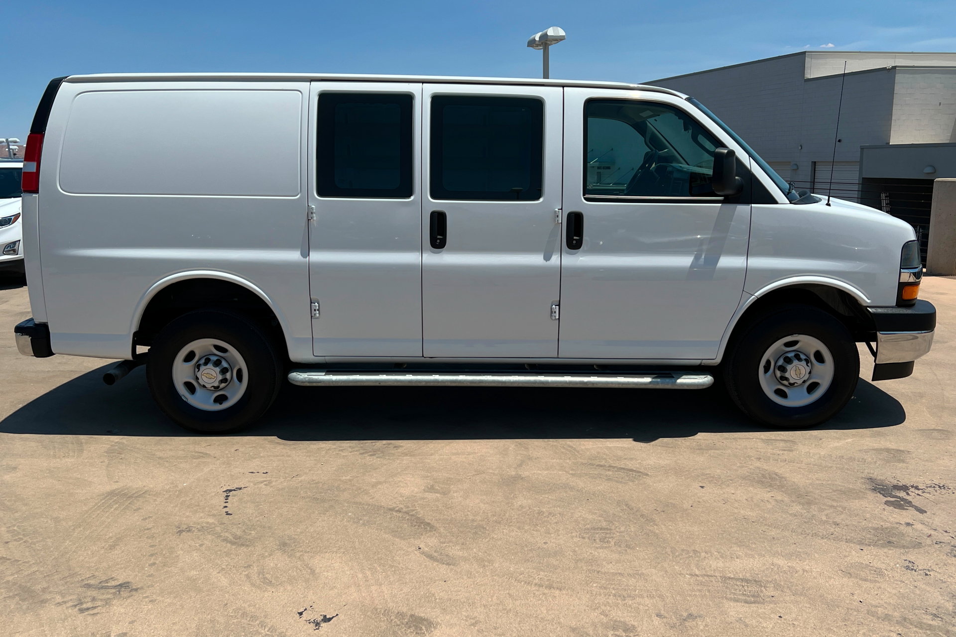 Used 2024 Chevrolet Express 2500 w/ Driver Convenience Package RWD image 7