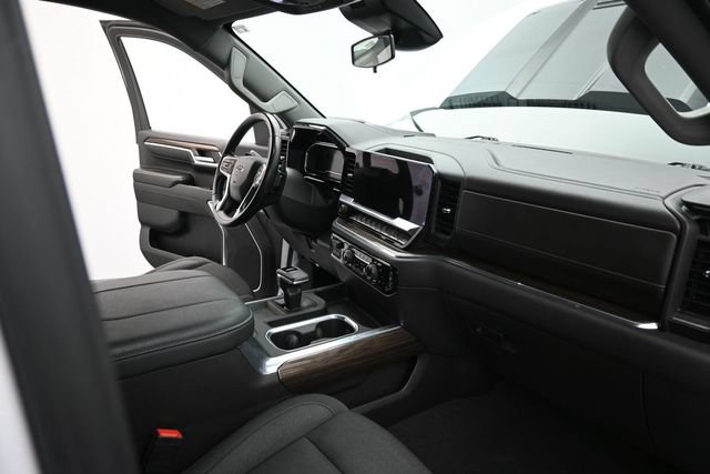 Used 2024 Chevrolet Silverado 1500 LT Trail Boss w/ Protection Package AWD/4WD image 28