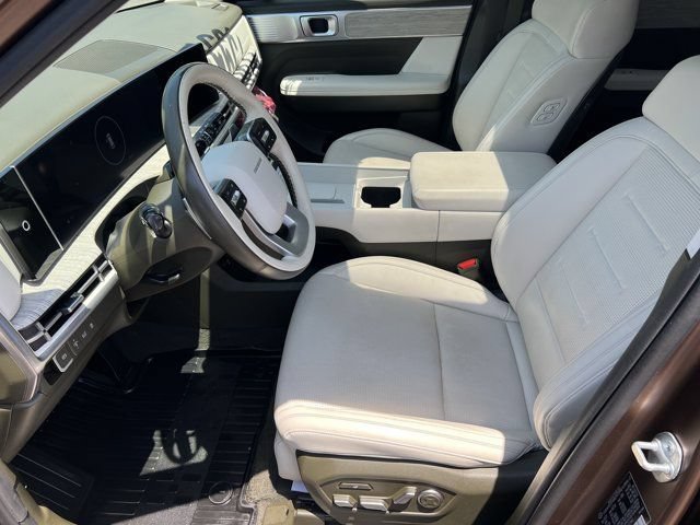 Used 2025 Hyundai Santa Fe Calligraphy FWD image 8