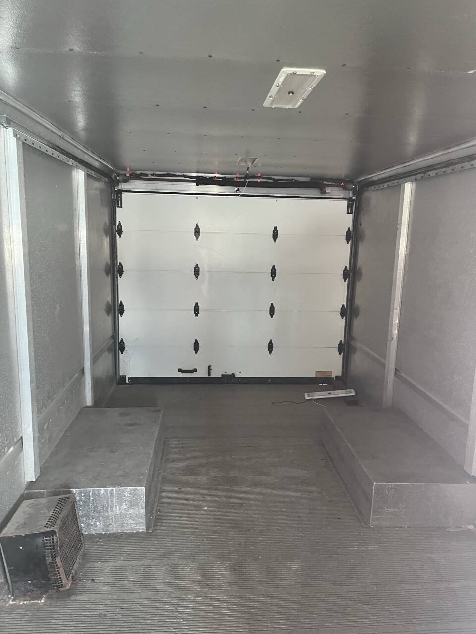 Used 2017 Ford E-350 and Econoline 350 Super Duty w/ A/C Prep Package RWD image 13