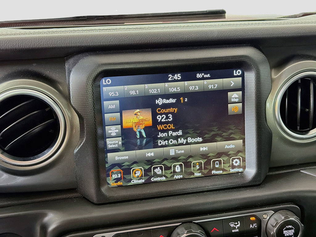 Used 2021 Jeep Wrangler Unlimited Sahara w/ Uconnect 4C Nav & Sound Group AWD/4WD image 37