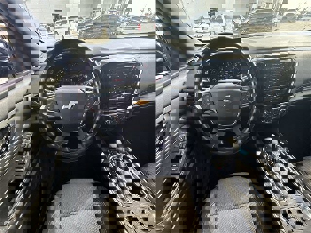 Used 2023 Chevrolet Traverse LT image 14