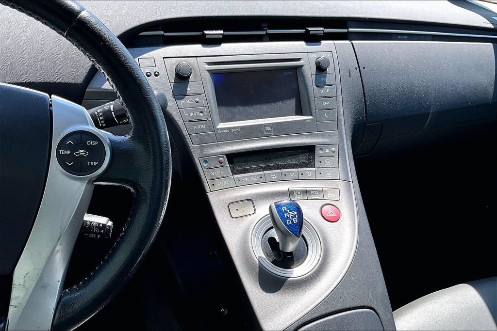 Used 2015 Toyota Prius Four FWD image 8