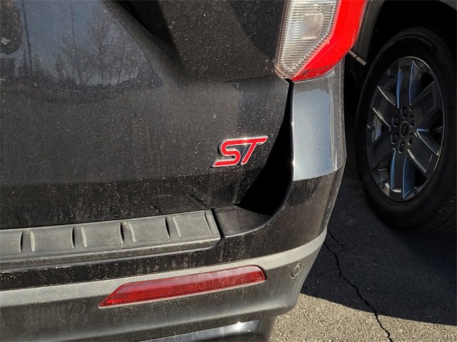 Used 2020 Ford Explorer ST w/ ST Street Pack image 8
