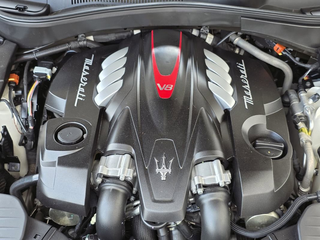 Used 2019 Maserati Levante GTS image 36