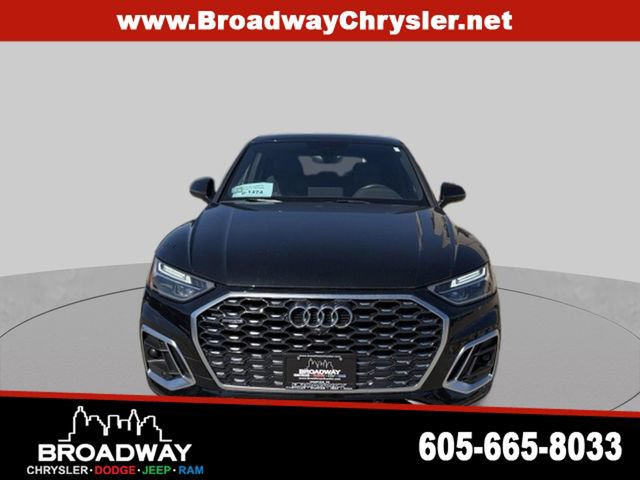 Used 2023 Audi Q5 2.0T Premium Plus w/ Premium Plus Package AWD/4WD image 2