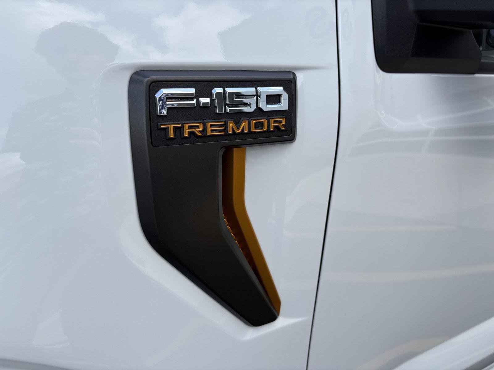 Used 2025 Ford F150 Tremor w/ Tow/Haul Package image 8