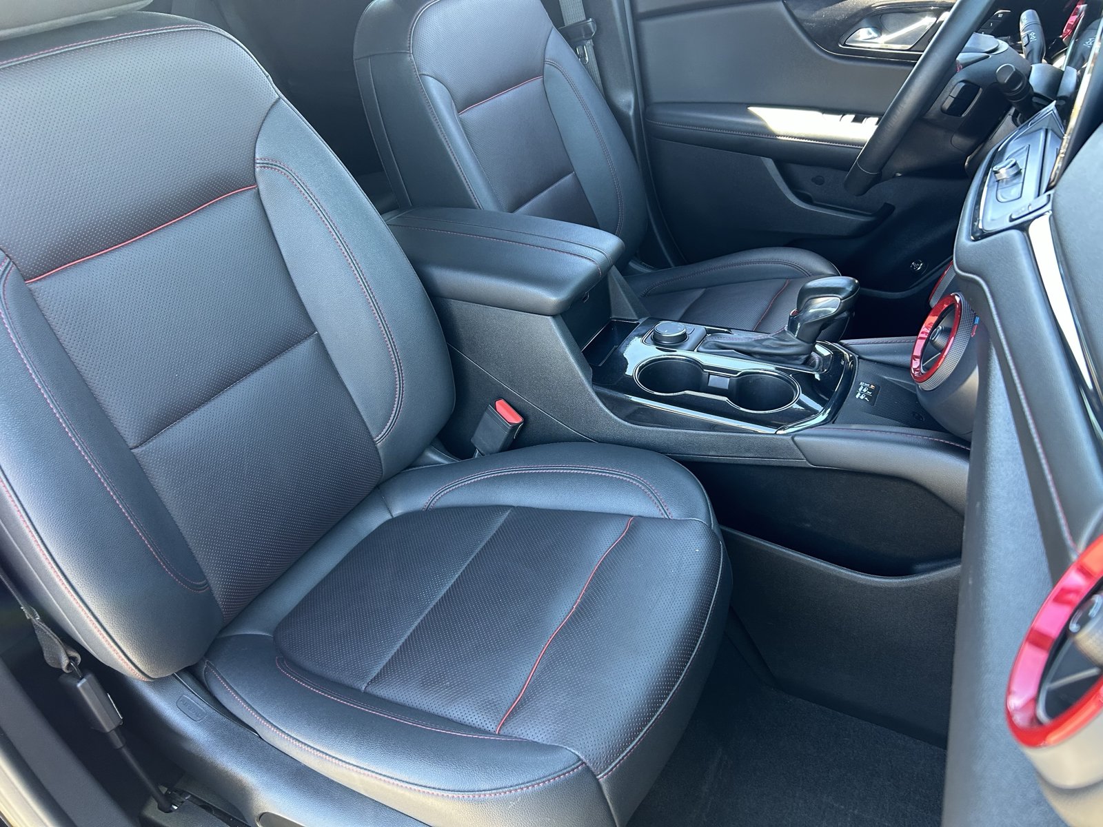 Certified 2024 Chevrolet Blazer RS w/ Driver Confidence II Package FWD image 11