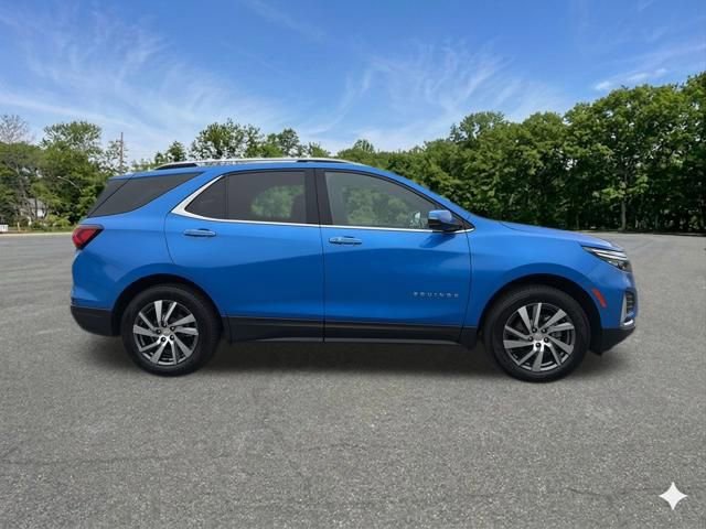 Used 2024 Chevrolet Equinox Premier AWD/4WD image 10
