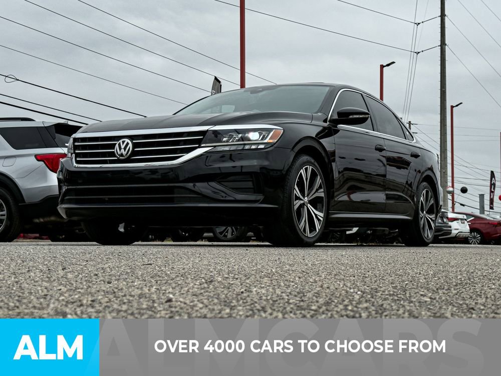 Used 2021 Volkswagen Passat 2.0T SE image 2