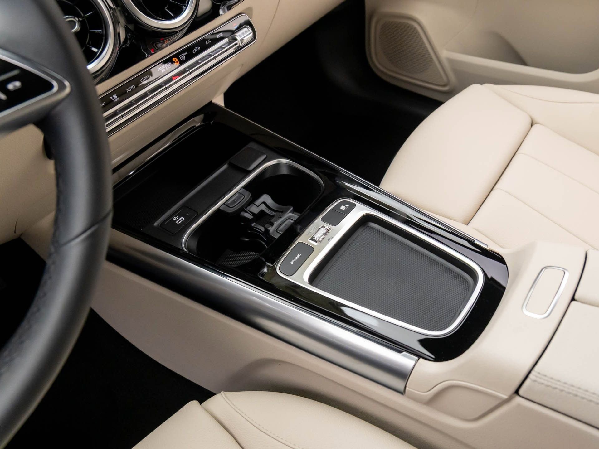 New 2025 Mercedes-Benz GLA 250 4MATIC image 12