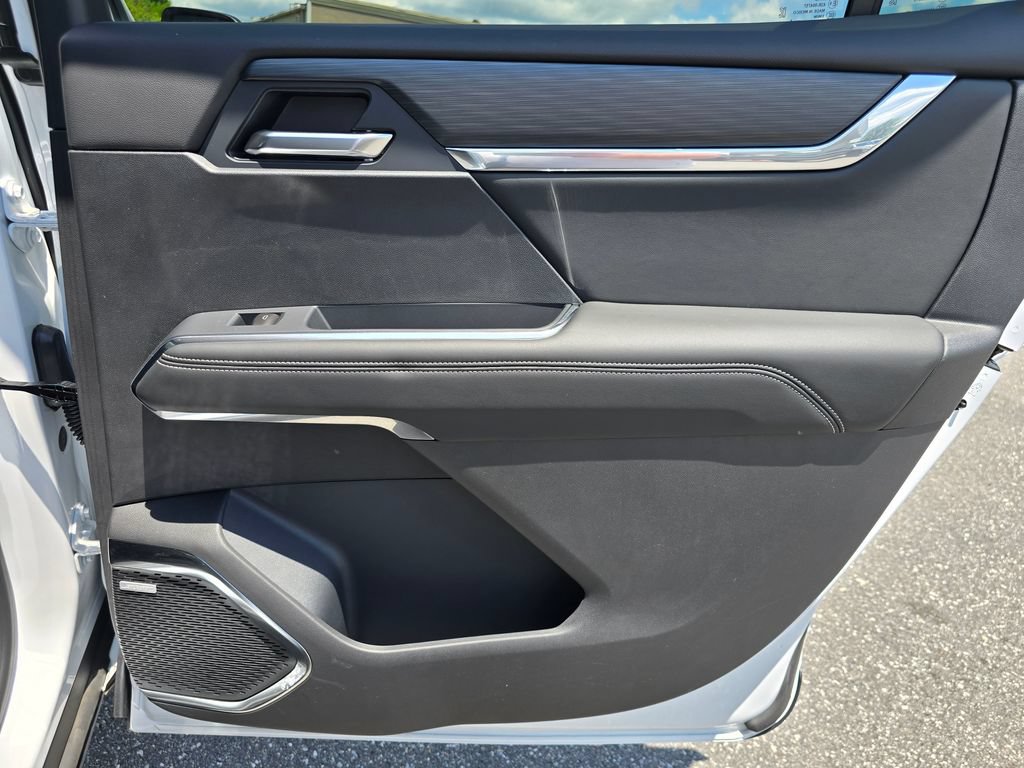 New 2026 GMC Acadia Elevation w/ Black Edition FWD image 39