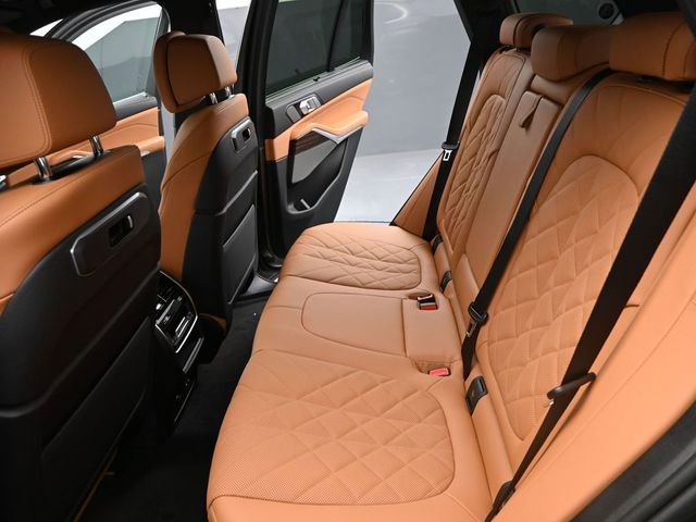 New 2026 BMW X5 sDrive40i image 17