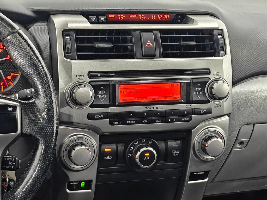 Used 2011 Toyota 4Runner SR5 w/ Premium Pkg w/Leather AWD/4WD image 6