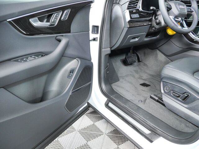 New 2026 Audi Q7 2.0T Premium AWD/4WD image 9