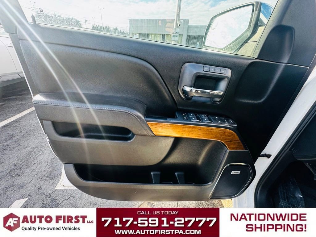 Used 2018 Chevrolet Silverado 1500 LTZ w/ Texas Edition image 10