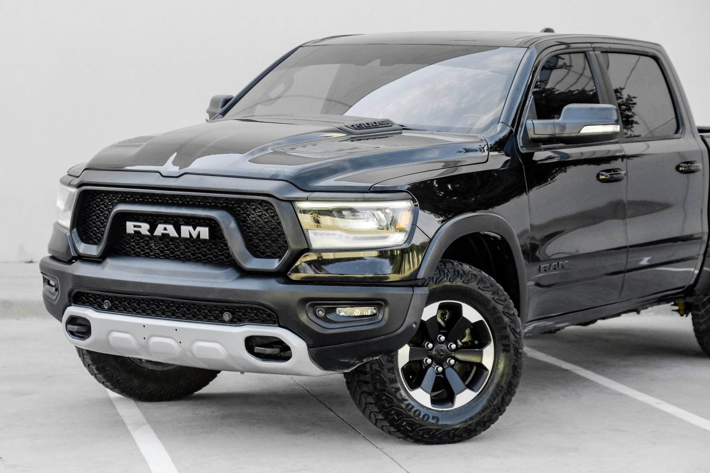 Used 2022 RAM 1500 Rebel w/ Rebel Level B Equipment Group AWD/4WD image 7