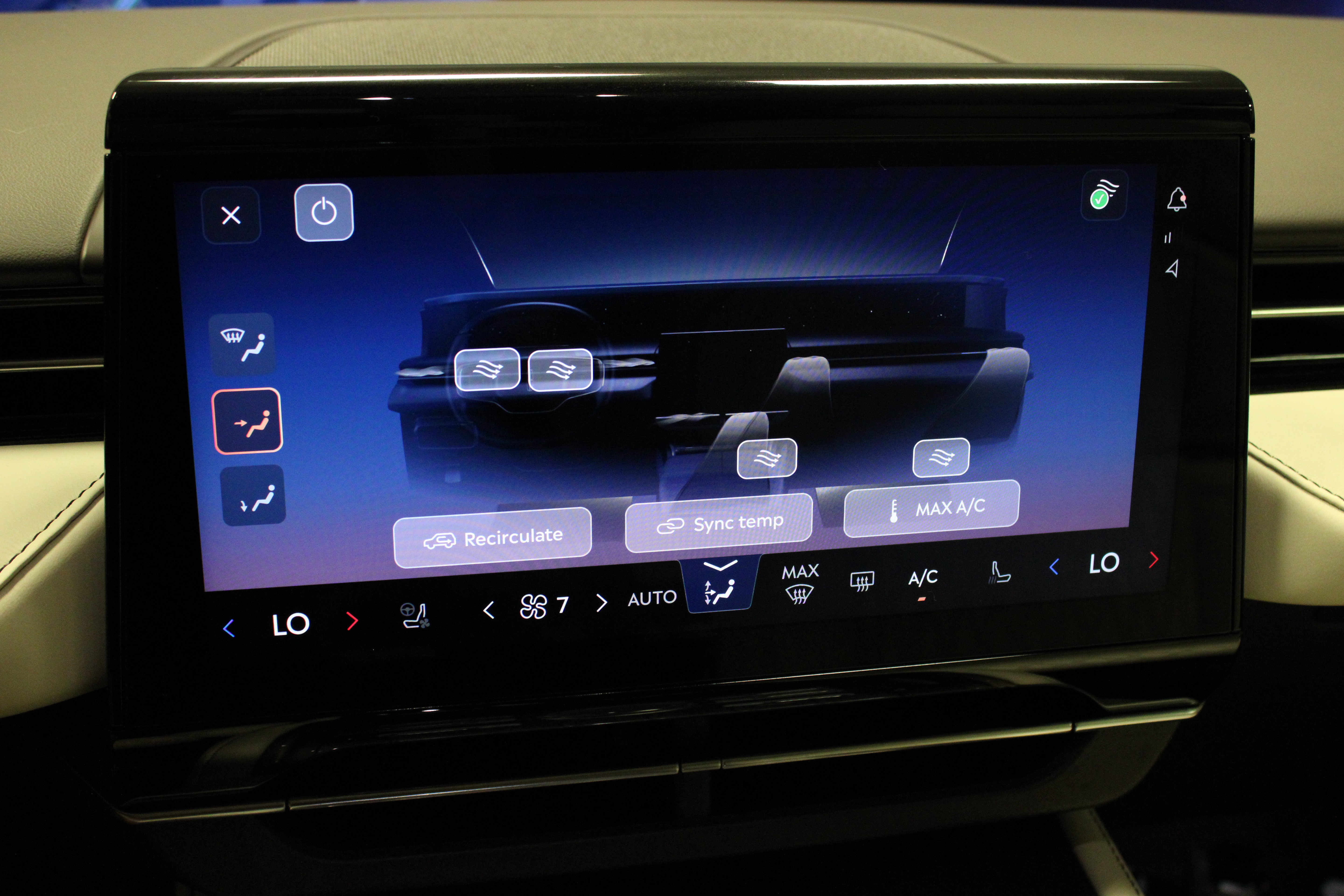 Used 2026 Lincoln Nautilus Black Label AWD/4WD image 27