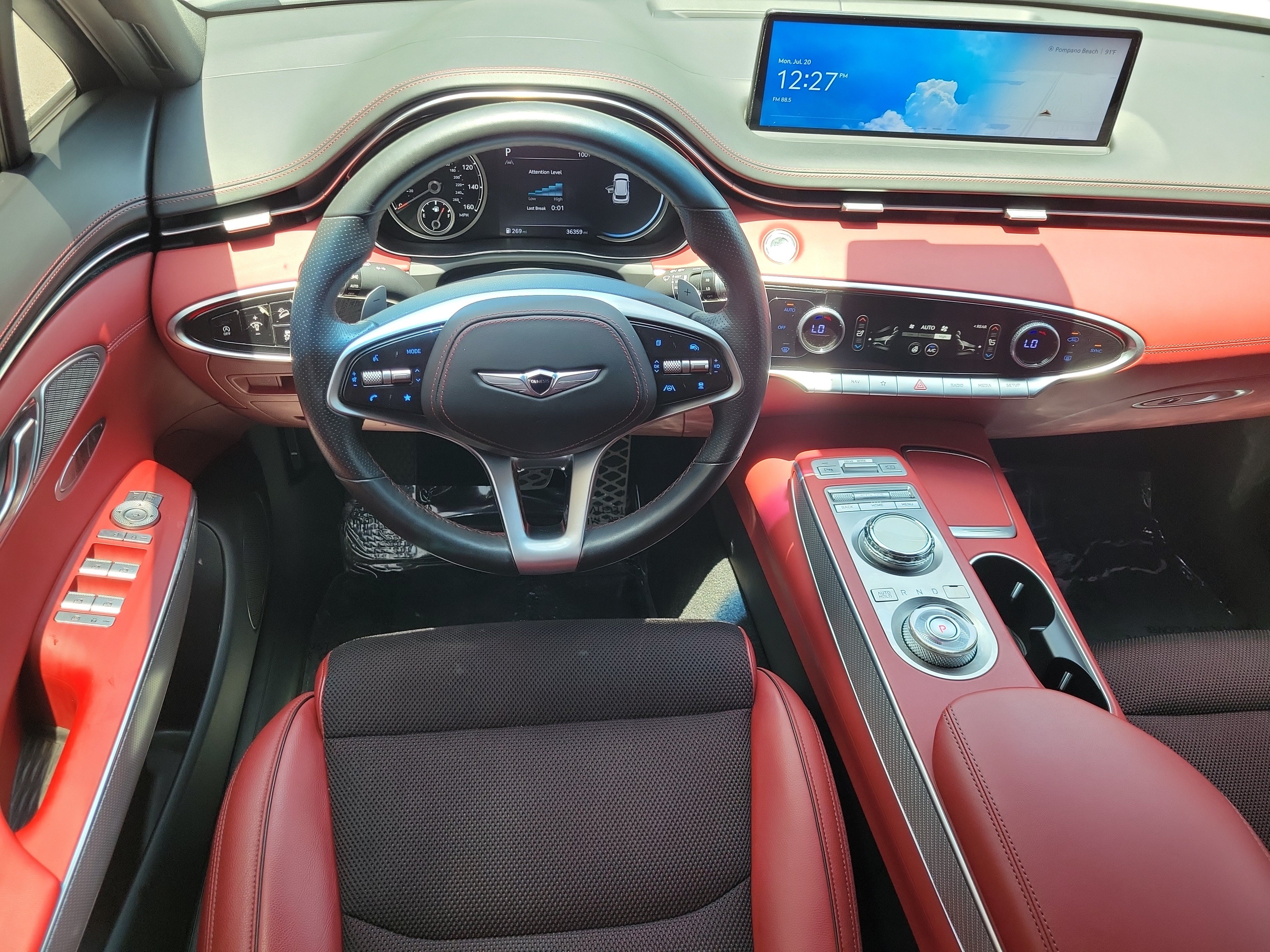 Used 2022 Genesis GV70 2.5T w/ Sport Prestige Package AWD/4WD image 6
