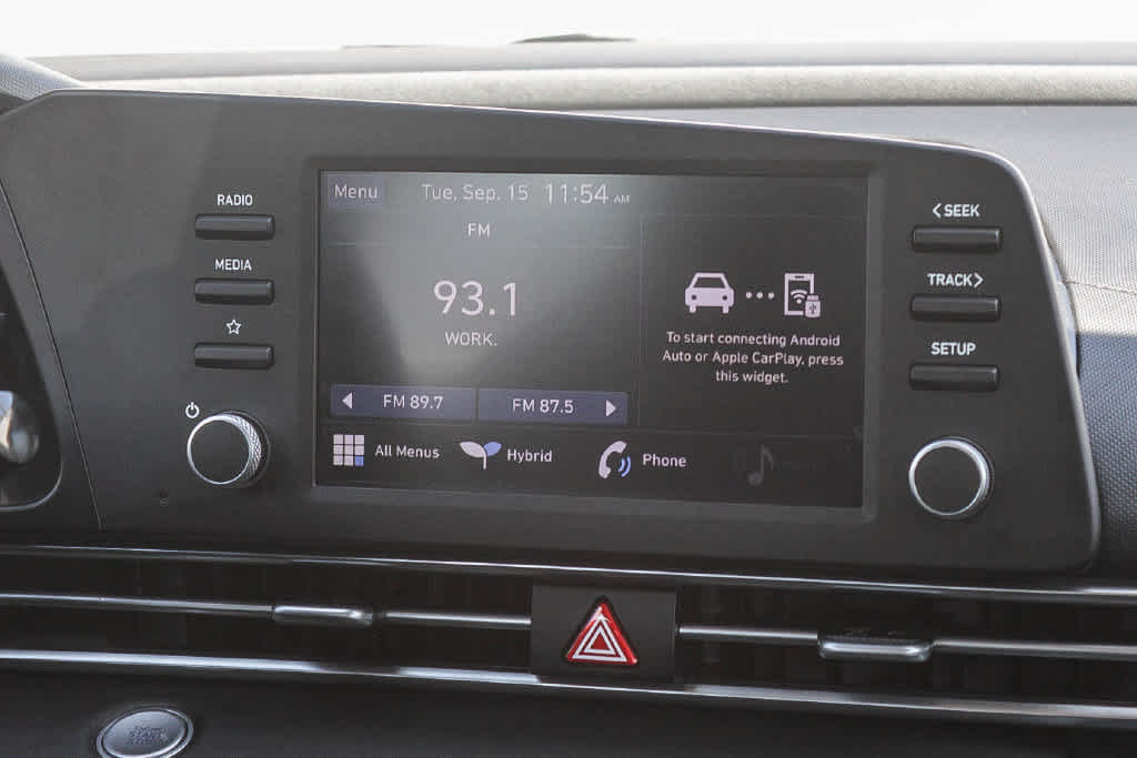 Used 2023 Hyundai Elantra Blue FWD image 14