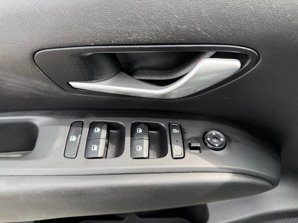 Certified 2024 Hyundai Tucson SE AWD/4WD image 21