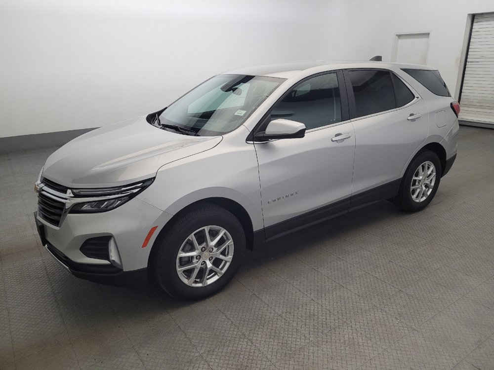 Used 2022 Chevrolet Equinox LT image 2