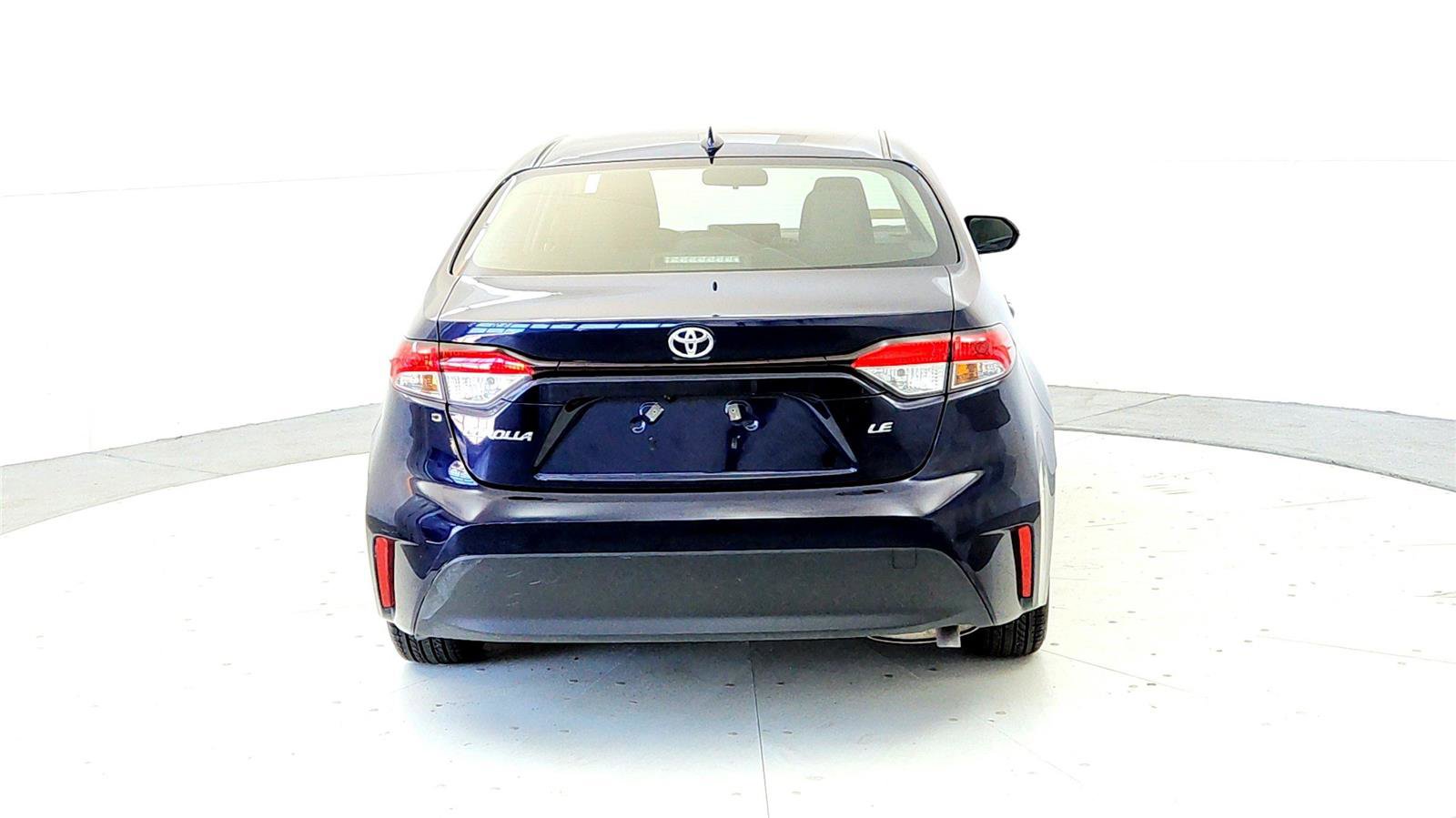 Used 2023 Toyota Corolla LE FWD image 5